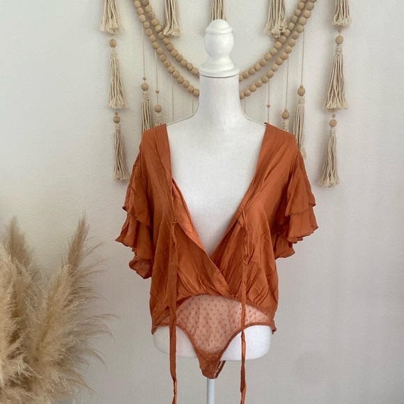 Free People Call Me Later bodysuit ruffle sleeves deep v copper flouncy medium - Picture 2 of 16